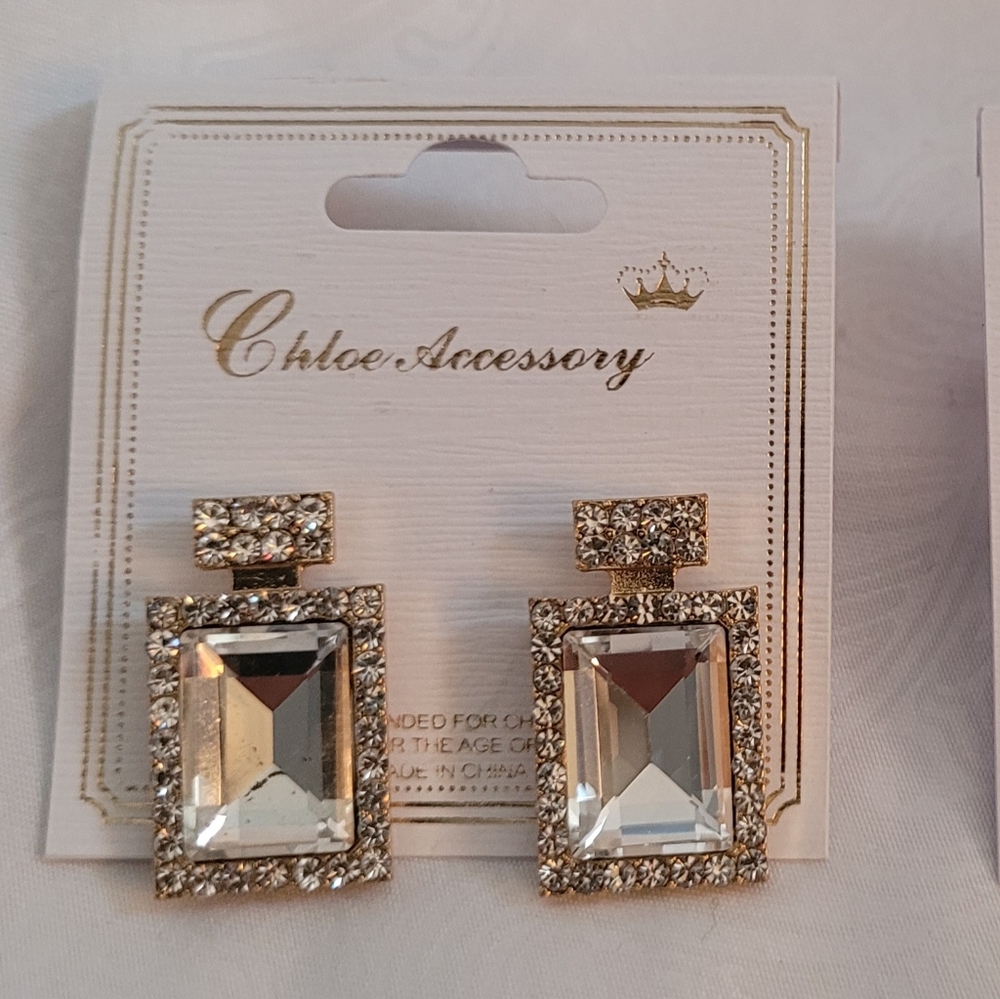 💰 Inspired Earrings